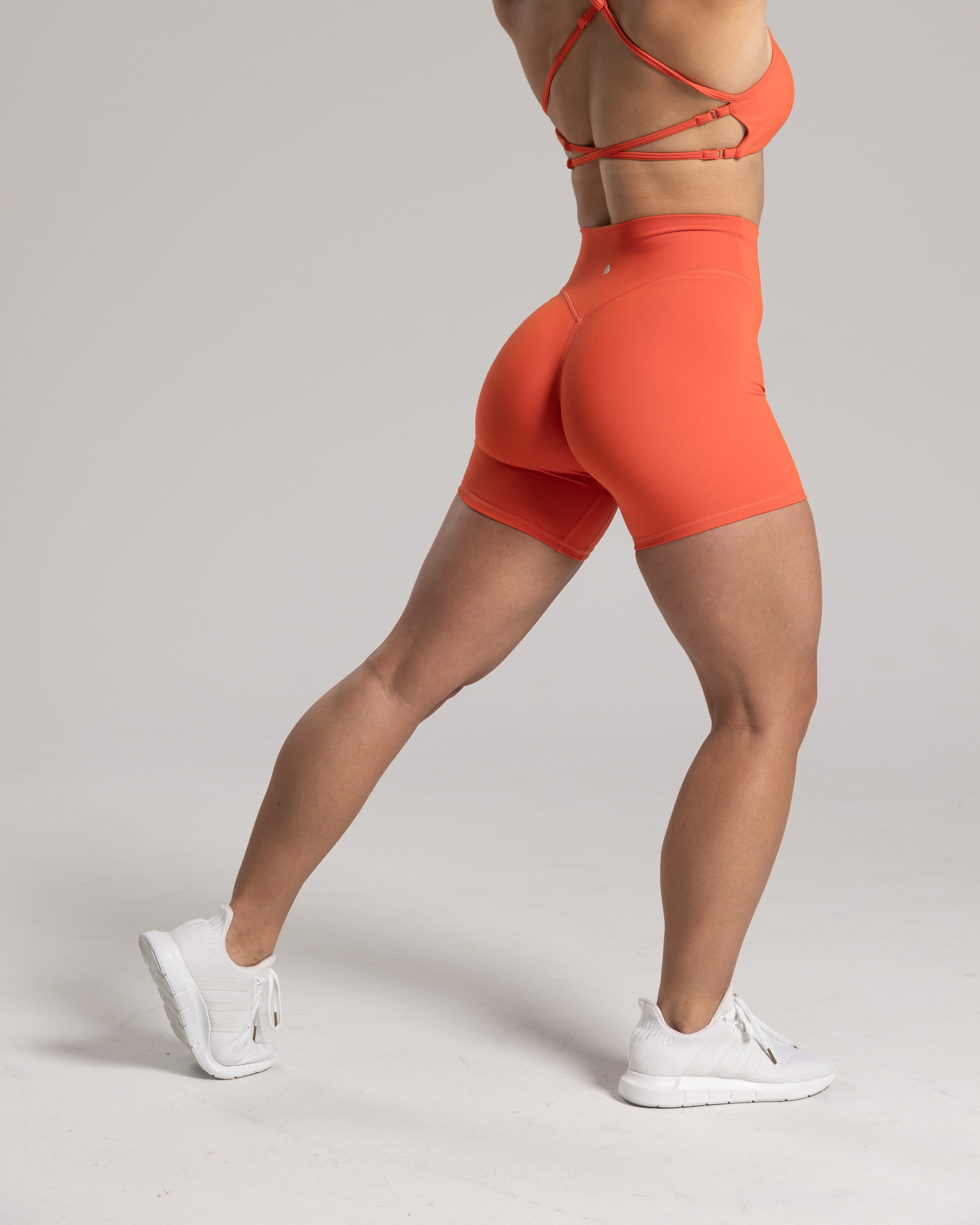PURELUXE Sculpt Short : 6"